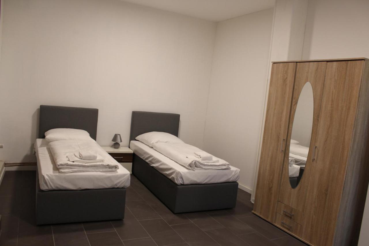 David'S Hostel Гистхахт Екстериор снимка
