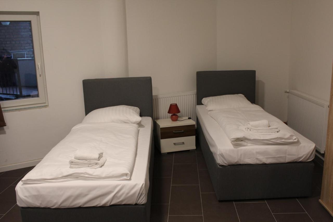 David'S Hostel Гистхахт Екстериор снимка