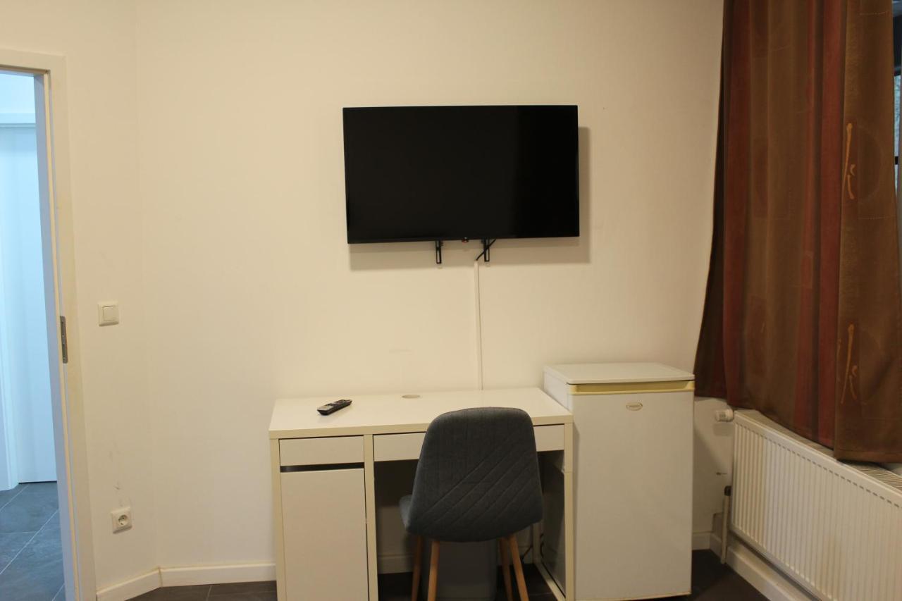 David'S Hostel Гистхахт Екстериор снимка
