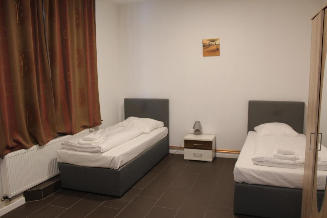 David'S Hostel Гистхахт Екстериор снимка
