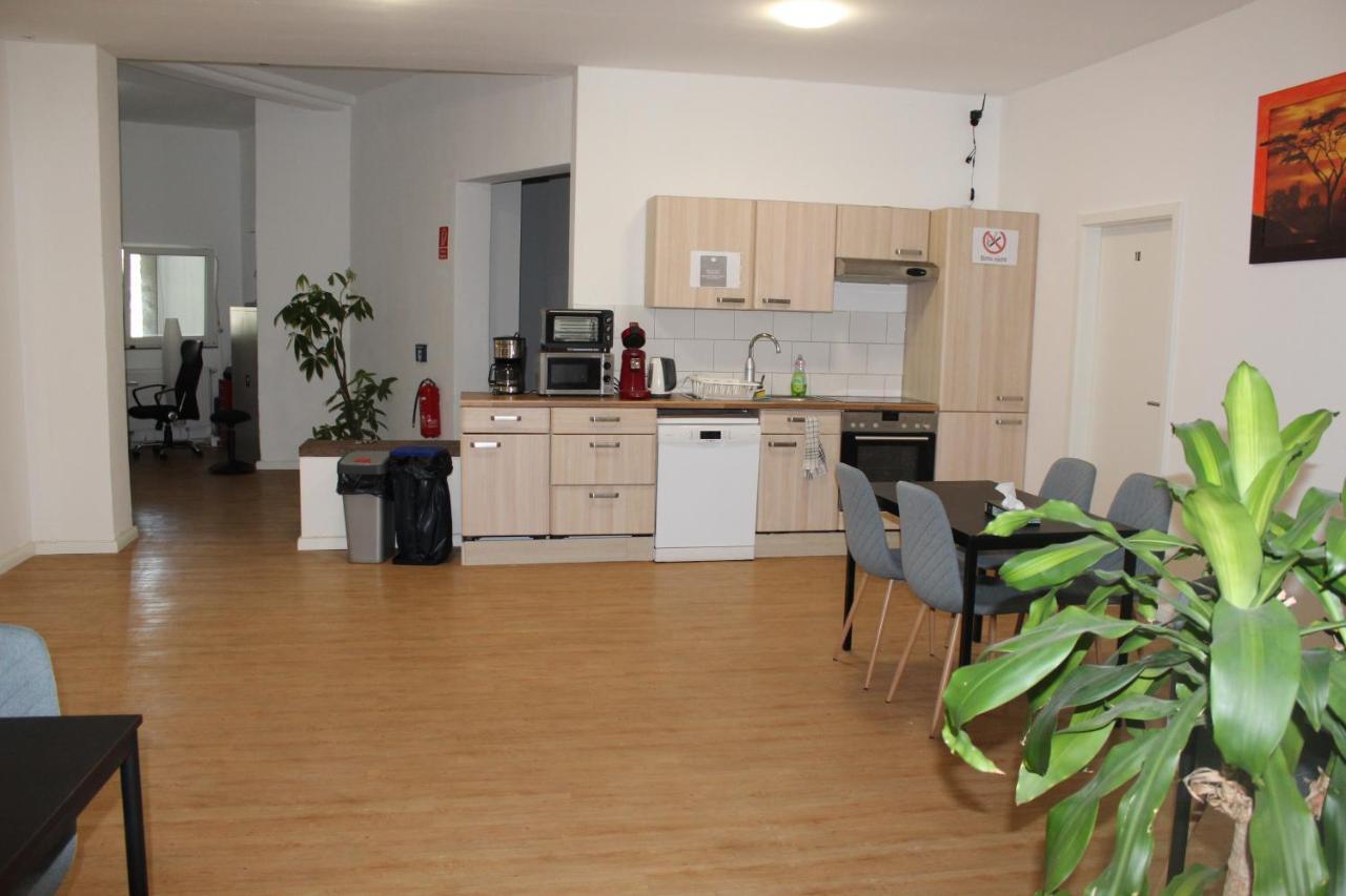 David'S Hostel Гистхахт Екстериор снимка