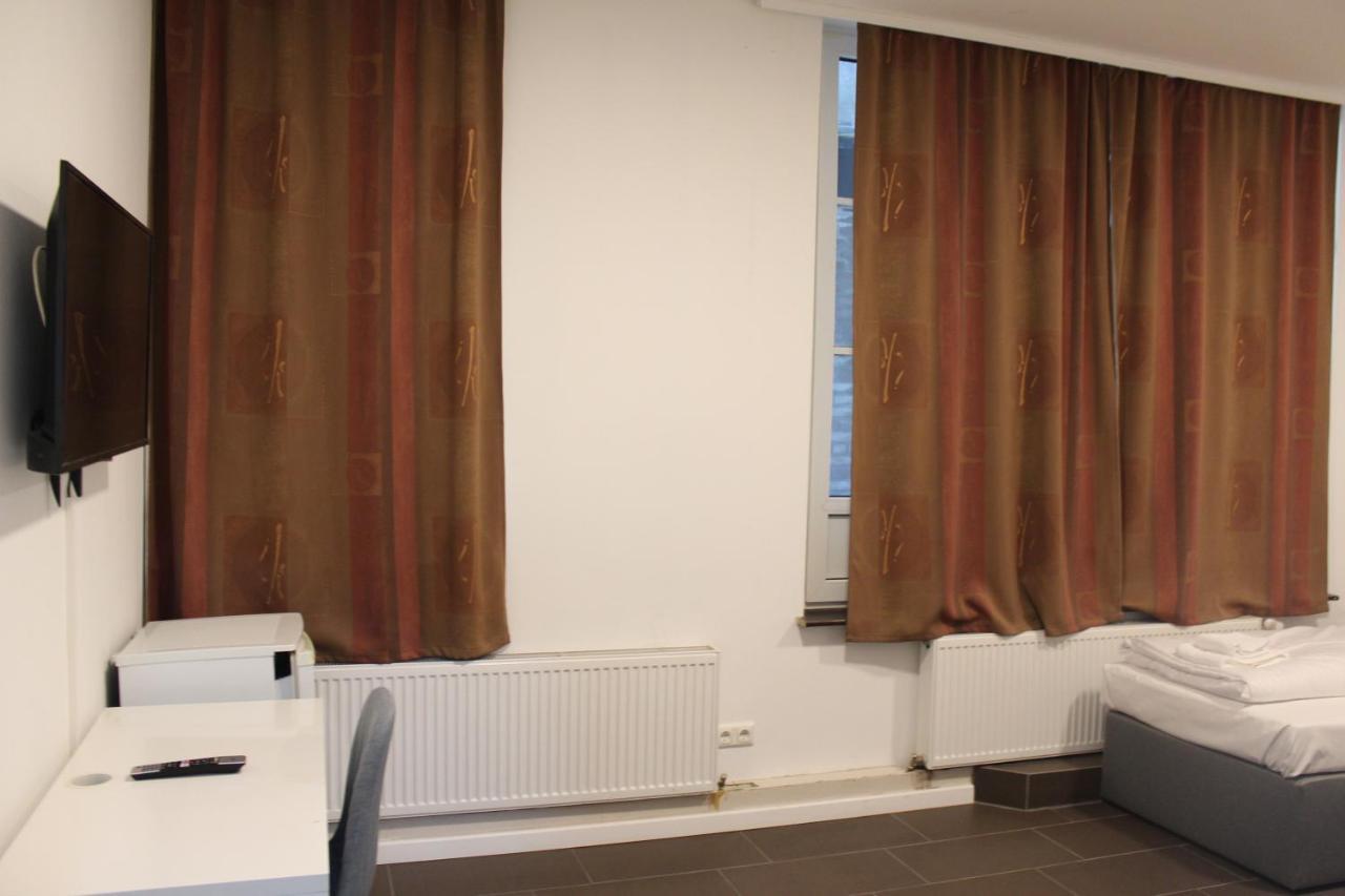 David'S Hostel Гистхахт Екстериор снимка
