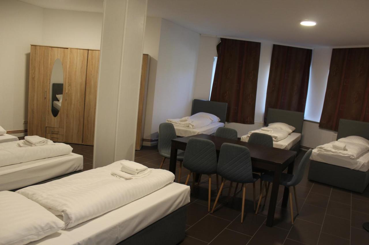 David'S Hostel Гистхахт Екстериор снимка